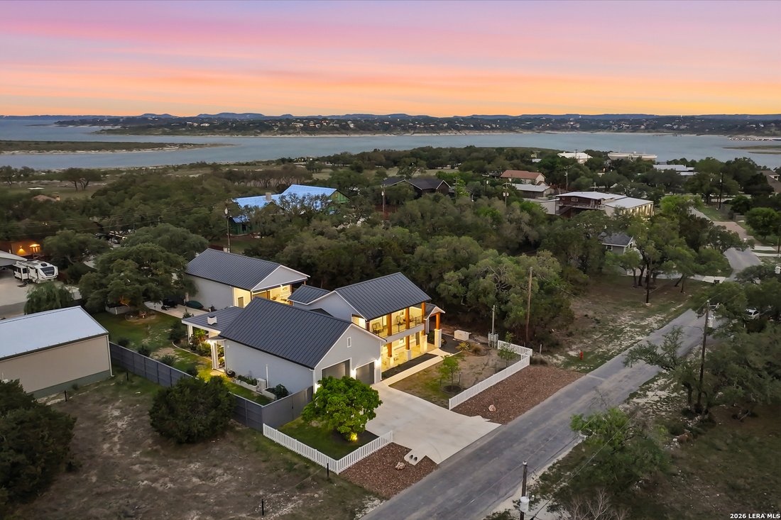 House in Canyon Lake, Texas, United States 1 - 17782894