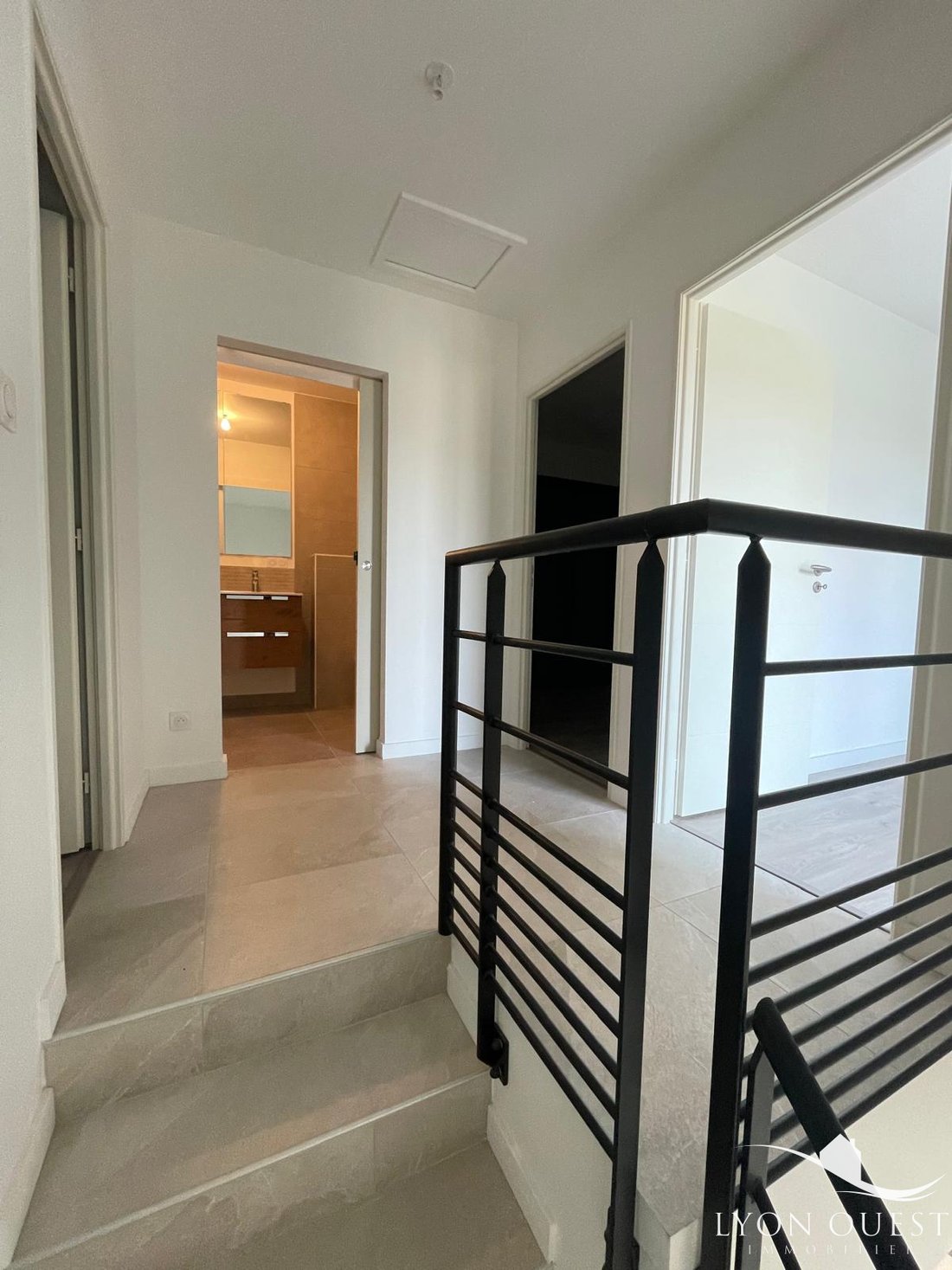 Apartment in Sathonay-Village, Auvergne-Rhône-Alpes, France 4 - 17782329