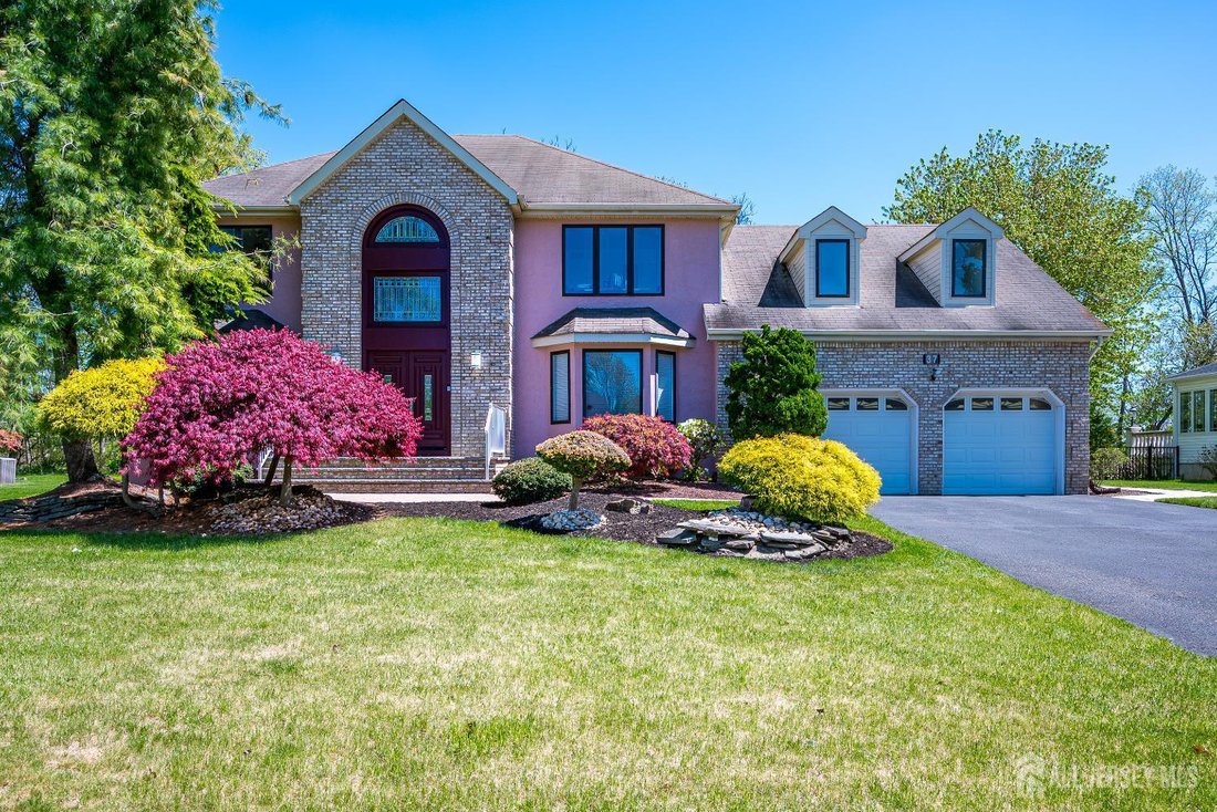 House in East Brunswick, New Jersey, United States 1 - 17782915