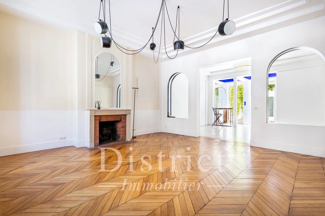 Estate in Legendre-Lévis, Paris 17e Arrondissement, Paris 1 - 17779880