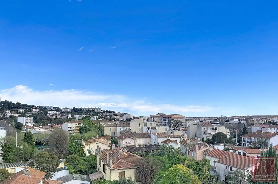 Apartment in Les Muriers, Cannes, France 3 - 17782611