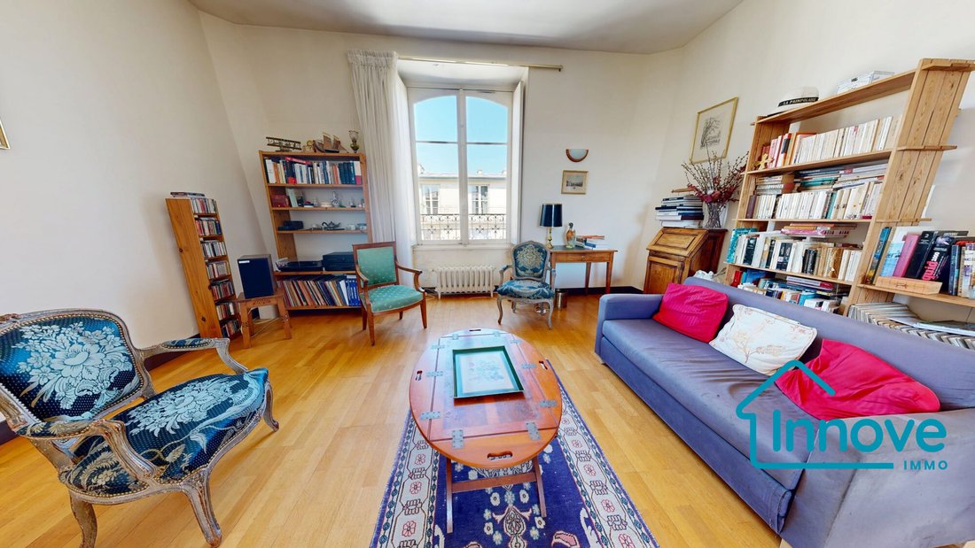 Apartment in Domaine National du Château, Versailles, France 3 - 17783583