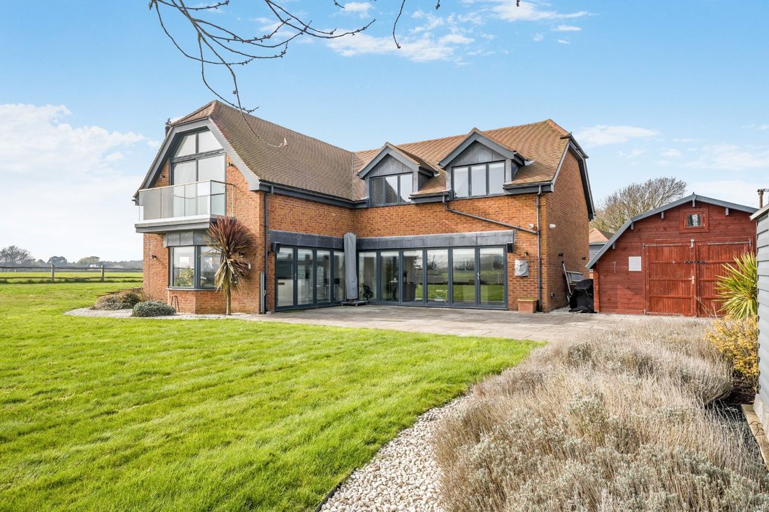 House in Lagness, Westergate, England 5 - 17781205