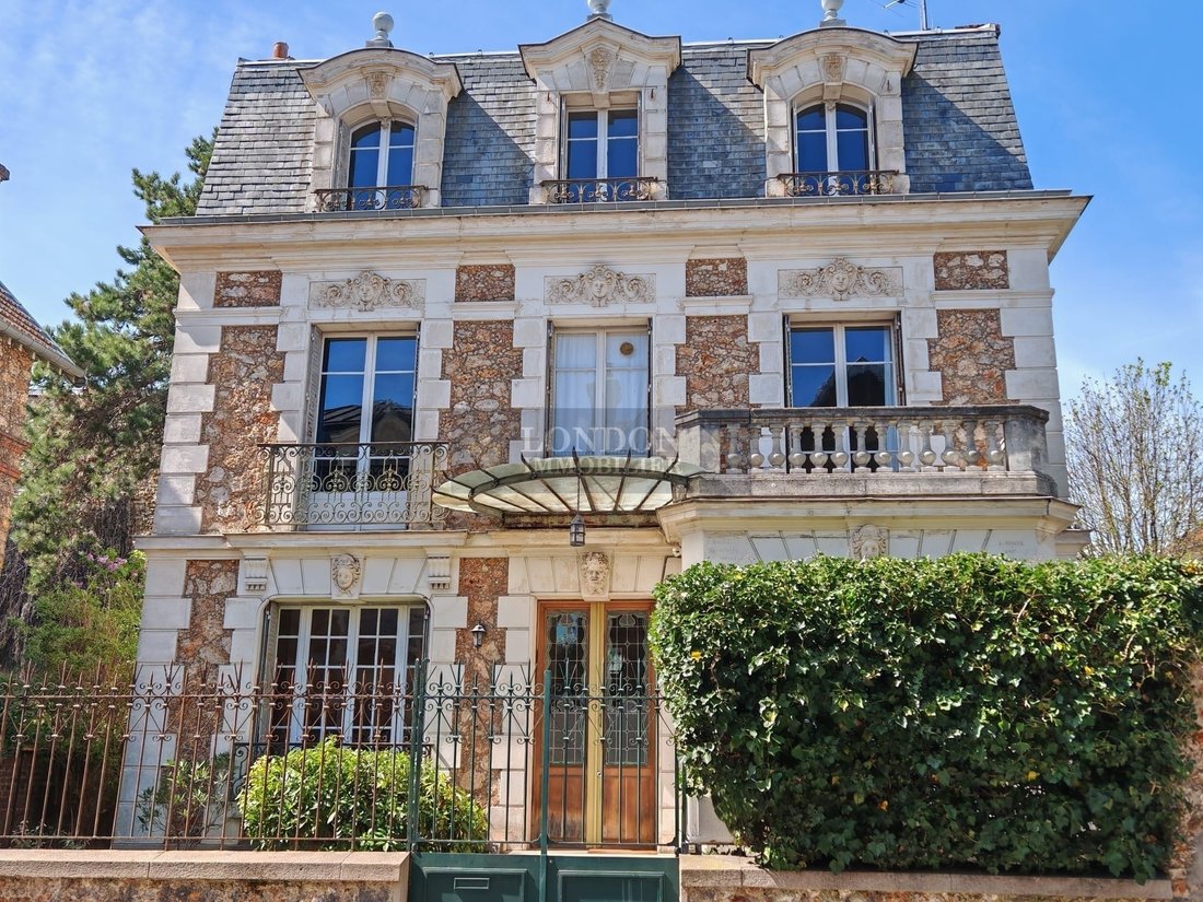 Maison à Domaine National du Château, Versailles, France 1 - 16296356