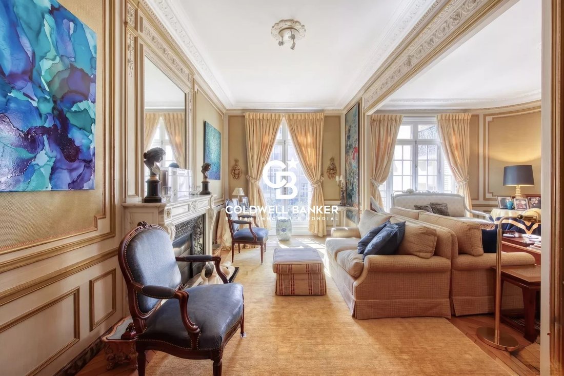 Apartment in Hoche-Friedland, Paris 8e Arrondissement, Paris 4 - 17782627