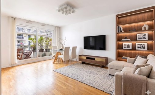 Apartment in Front de Seine, Levallois-Perret, France 1