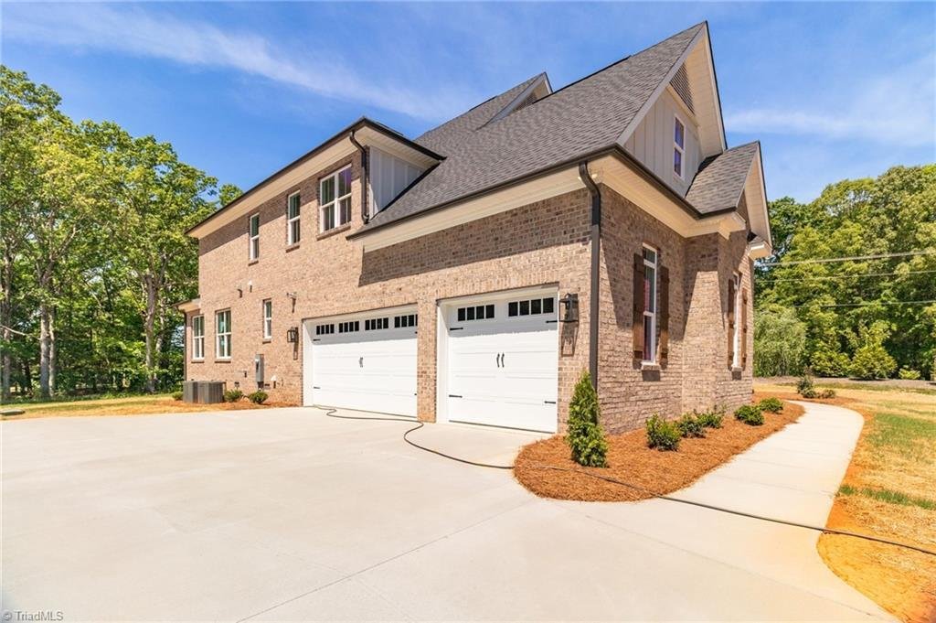 House in Lewisville, North Carolina, United States 2 - 17236095