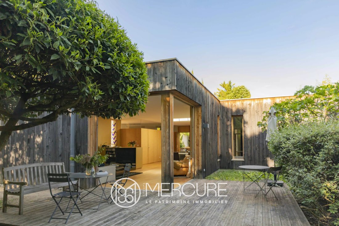 House in Charbonnieres-les-Bains, Auvergne-Rhône-Alpes, France 2 - 17778743