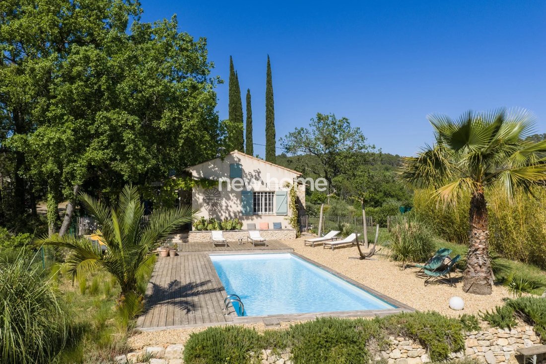 House in Flayosc, Provence-Alpes-Côte d'Azur, France 1 - 17505379