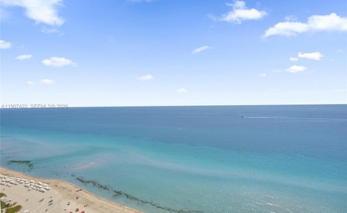 Condo in Sunny Isles Beach, Florida, United States 1