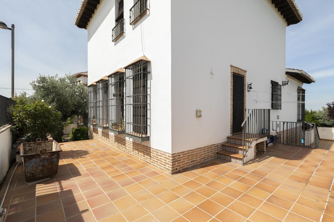 Villa in La Zubia, Andalusia, Spain 5 - 17782657