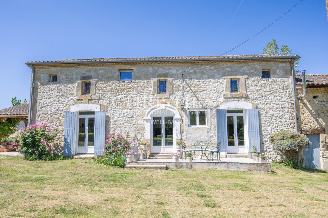 House in Lauzun, Nouvelle-Aquitaine, France 1 - 17780163