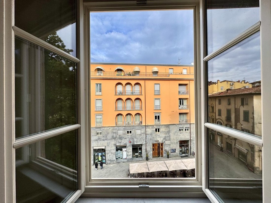 Apartment in Historic Center, Lucca, Tuscany 2 - 17782495
