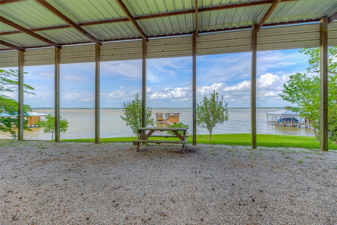House in Point Blank, Texas, United States 5 - 17765806