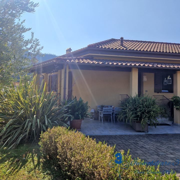 Villa in Villanova d'Albenga, Liguria, Italy 4 - 16570770