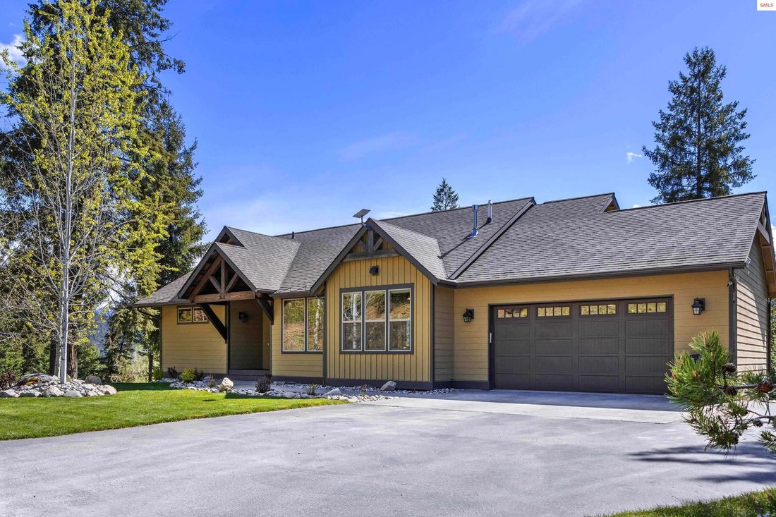 House in Sandpoint, Idaho, United States 3 - 17780197