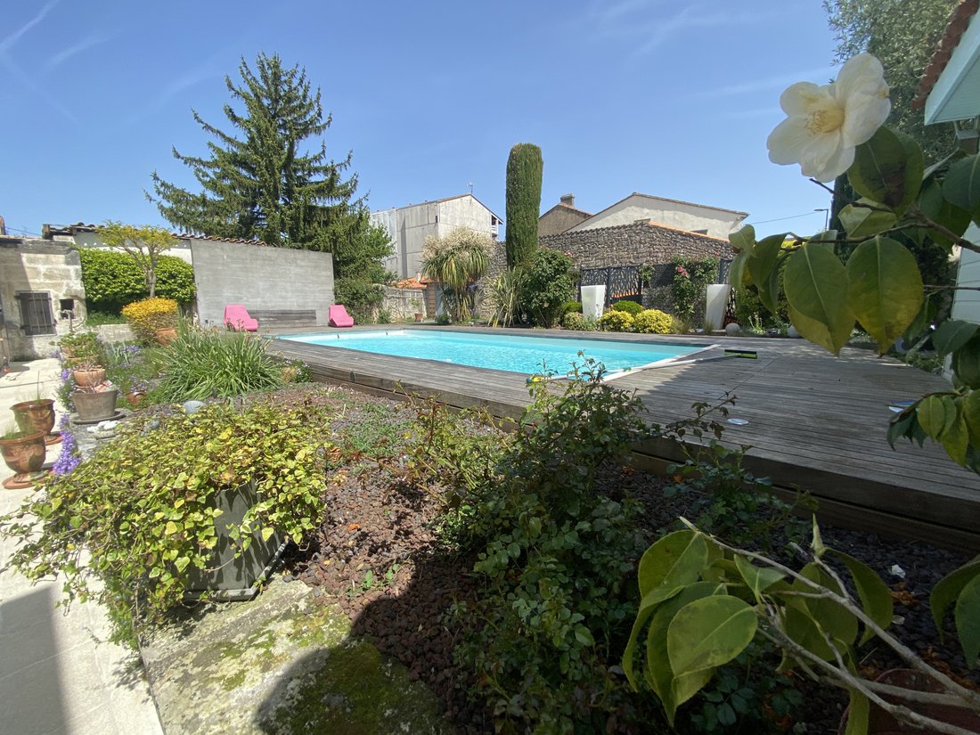 House in Saint Ausone-Saint Martin-Saint Gelais, Angoulême, France 3 - 17779384