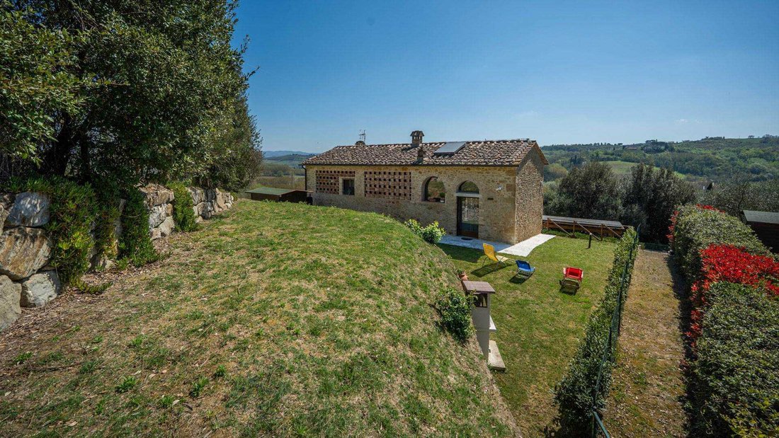 Country House in San Gimignano, Tuscany, Italy 2 - 17782745