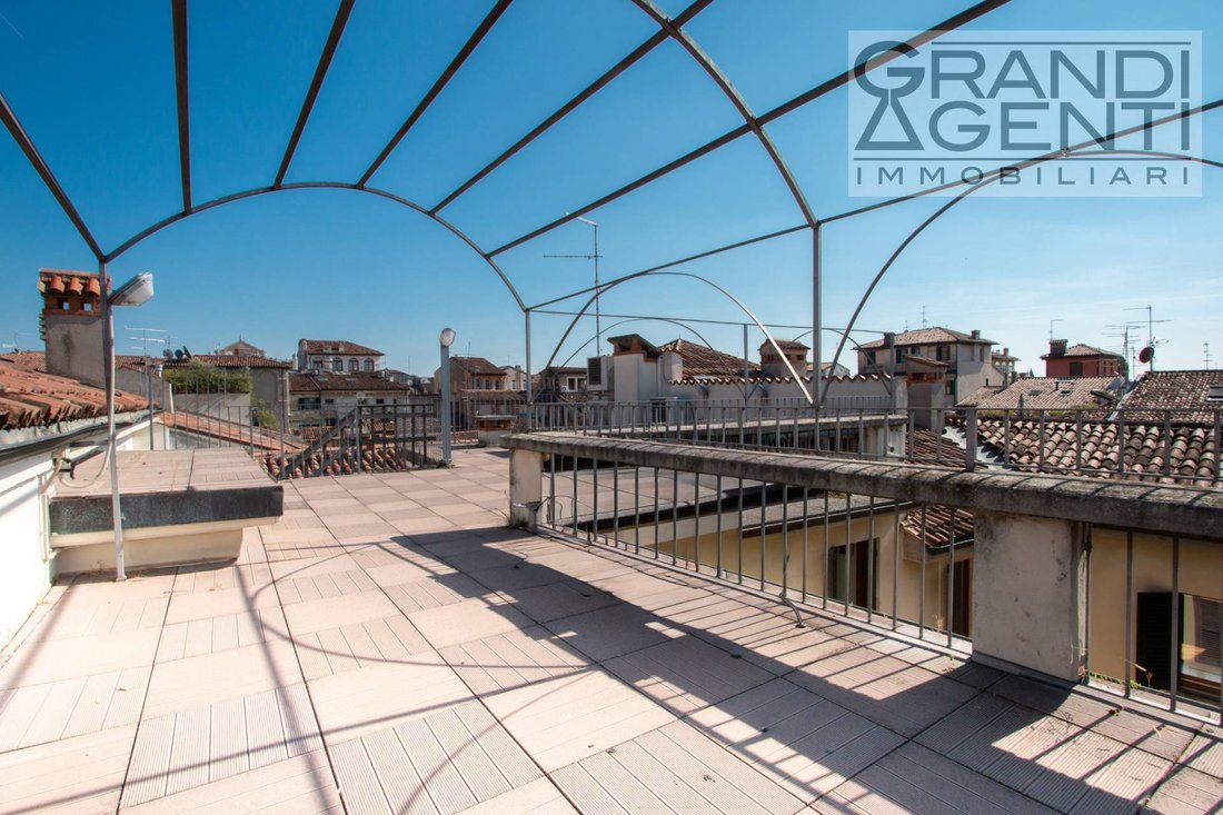 Apartment in Center, Verona, Veneto 2 - 17783454