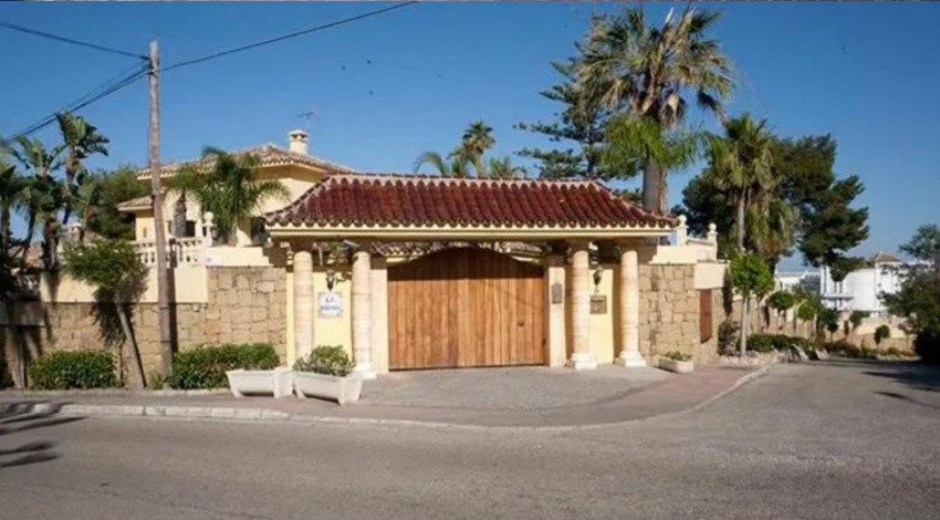 Villa in Nueva Andalucia, Marbella, Spain 3 - 17779857