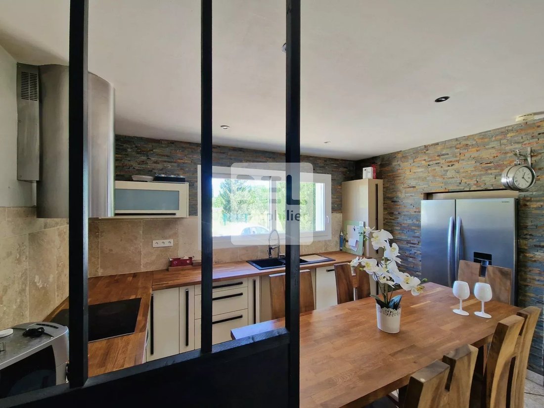 House in Ouest, Rochefort-du-Gard, France 5 - 17780096
