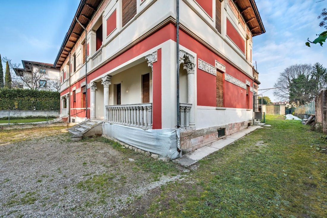 Villa in Saint Valentine - Hospital, Pordenone, Friuli – Venezia Giulia 1 - 17779984