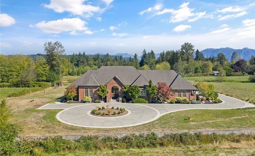 House in Fall City, Washington, United States 1