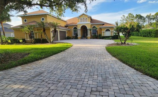 House in Cypress Gardens, Florida, United States 1