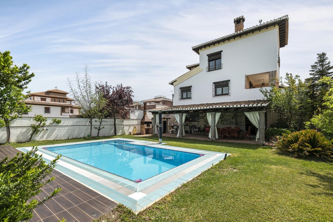 Villa in La Zubia, Andalusia, Spain 1 - 17782657