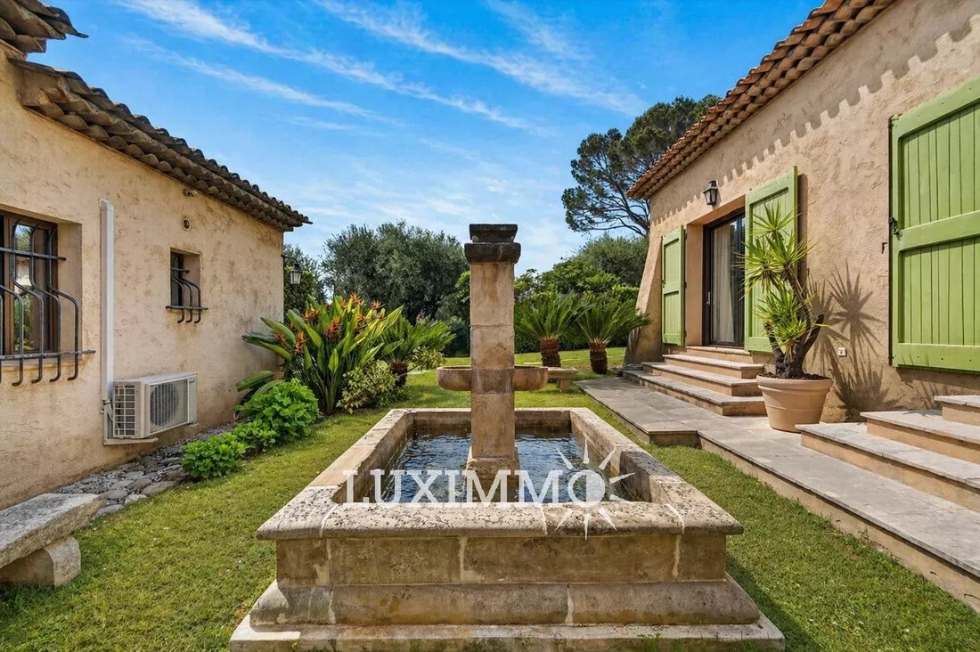 Villa in Mougins, Provence-Alpes-Côte d'Azur, France 3 - 15949431