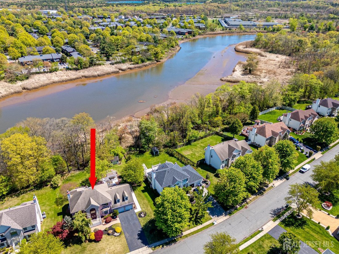 House in East Brunswick, New Jersey, United States 5 - 17782915