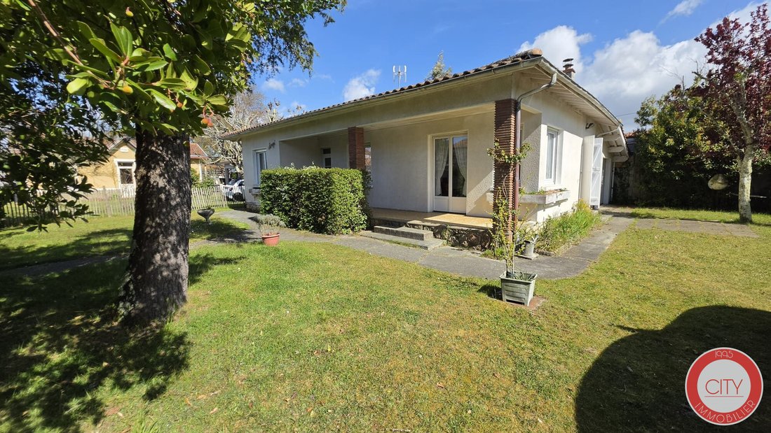 House in Ares, Nouvelle-Aquitaine, France 1 - 17783652