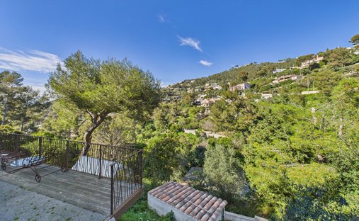 House in Centre Ville, Carqueiranne, France 1