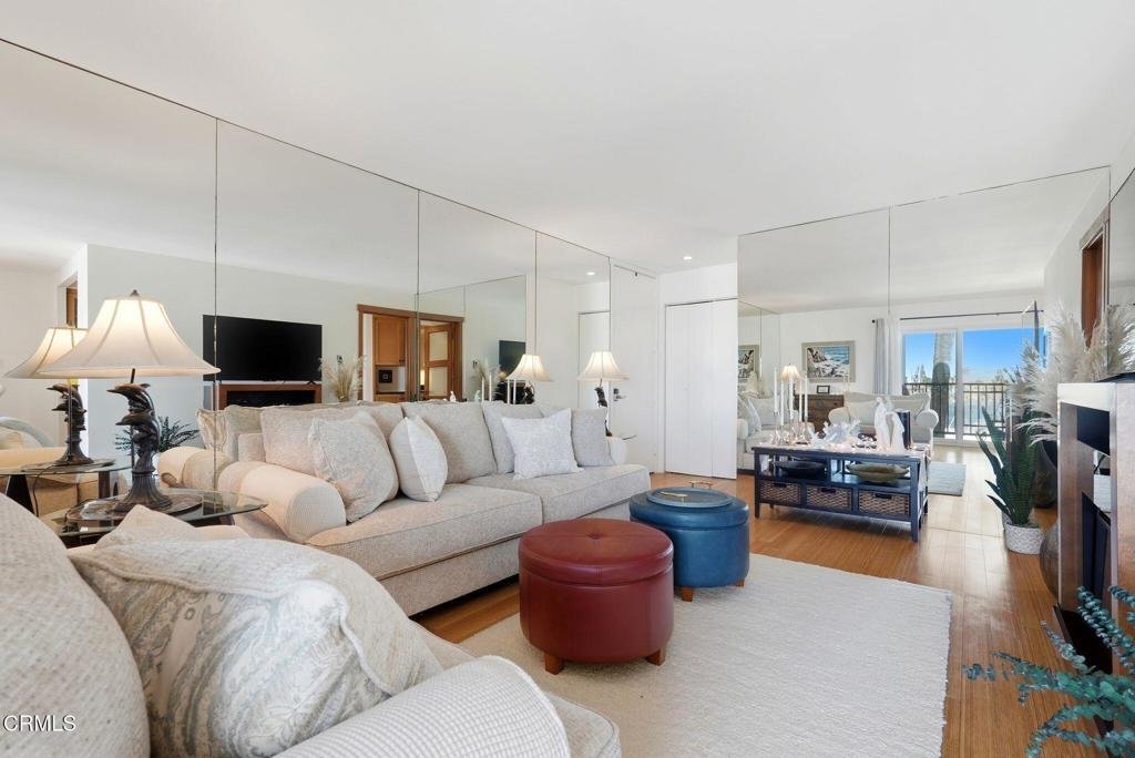 Condo in Oxnard, California, United States 4 - 17780592