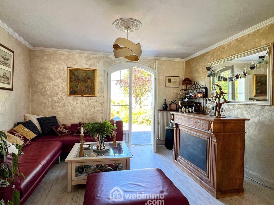 Villa in Brissac-Loire-Aubance, Pays de la Loire, France 4 - 17780024