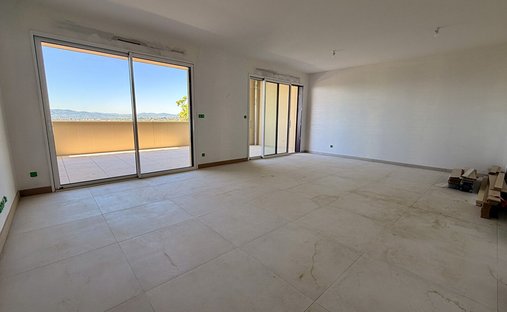 Apartment in Centre et Sud Est, Saint-Didier-au-Mont-d'Or, France 1