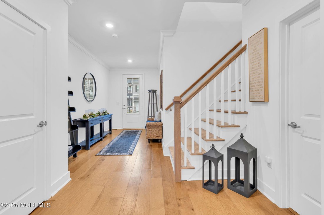 Condo in Marlboro Township, New Jersey, United States 5 - 17778589