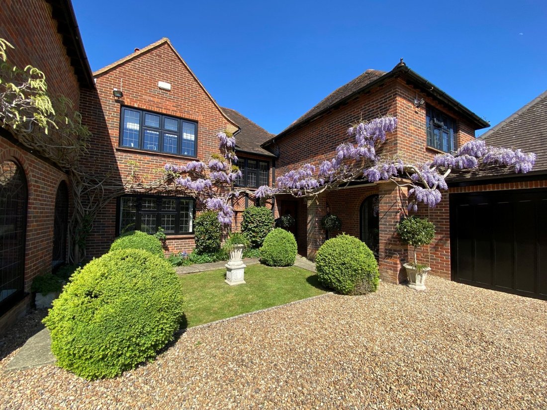 House in Chalfont Saint Peter, England 5 - 17531151