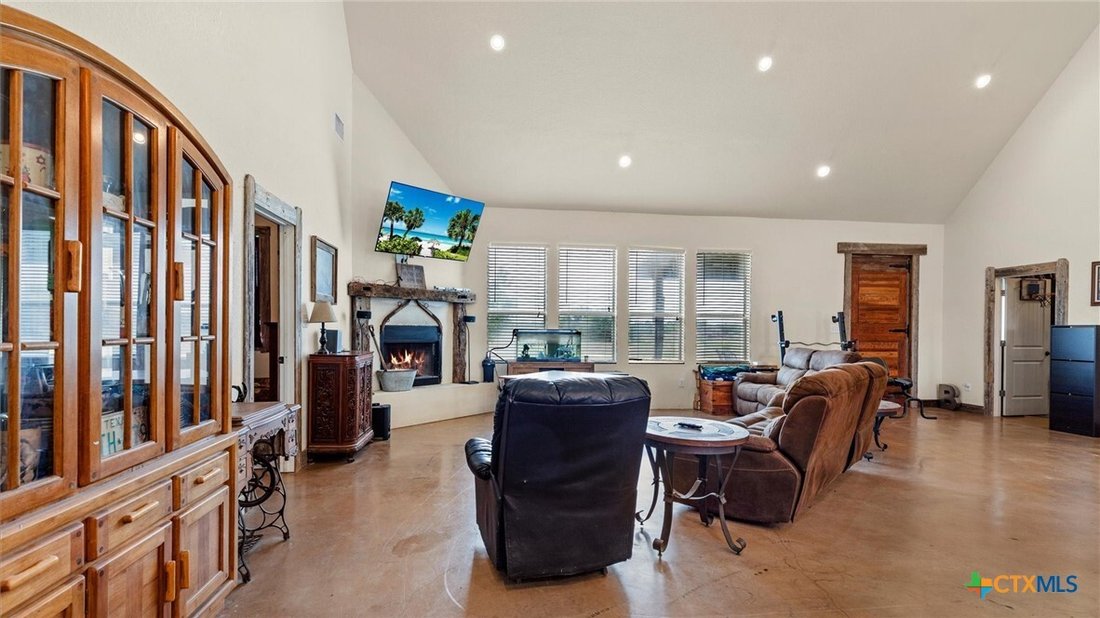 House in Seguin, Texas, United States 5 - 17782888