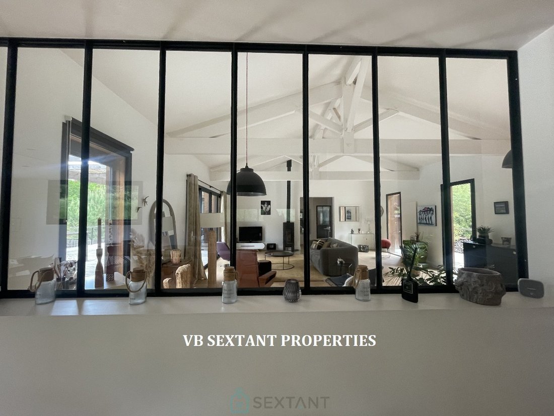 House in Latresne, Nouvelle-Aquitaine, France 4 - 16769989