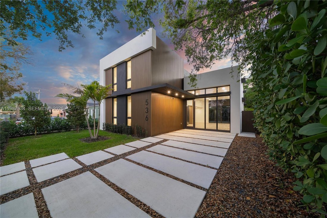 House in Miami, Florida, United States 5 - 17778706