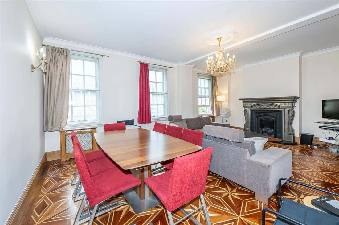 Townhouse in Charing Cross, Westminster, England 4 - 17780866
