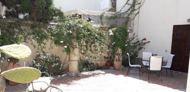 Villa in Center, Alcamo, Sicily 3 - 14876509