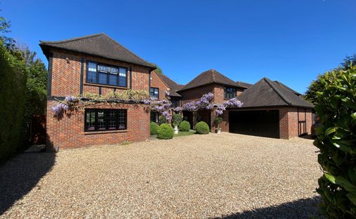 House in Chalfont Saint Peter, England 1