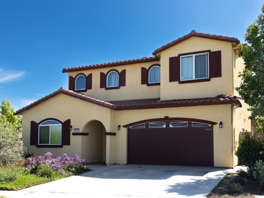 House in Hollister, California, United States 3 - 17770066