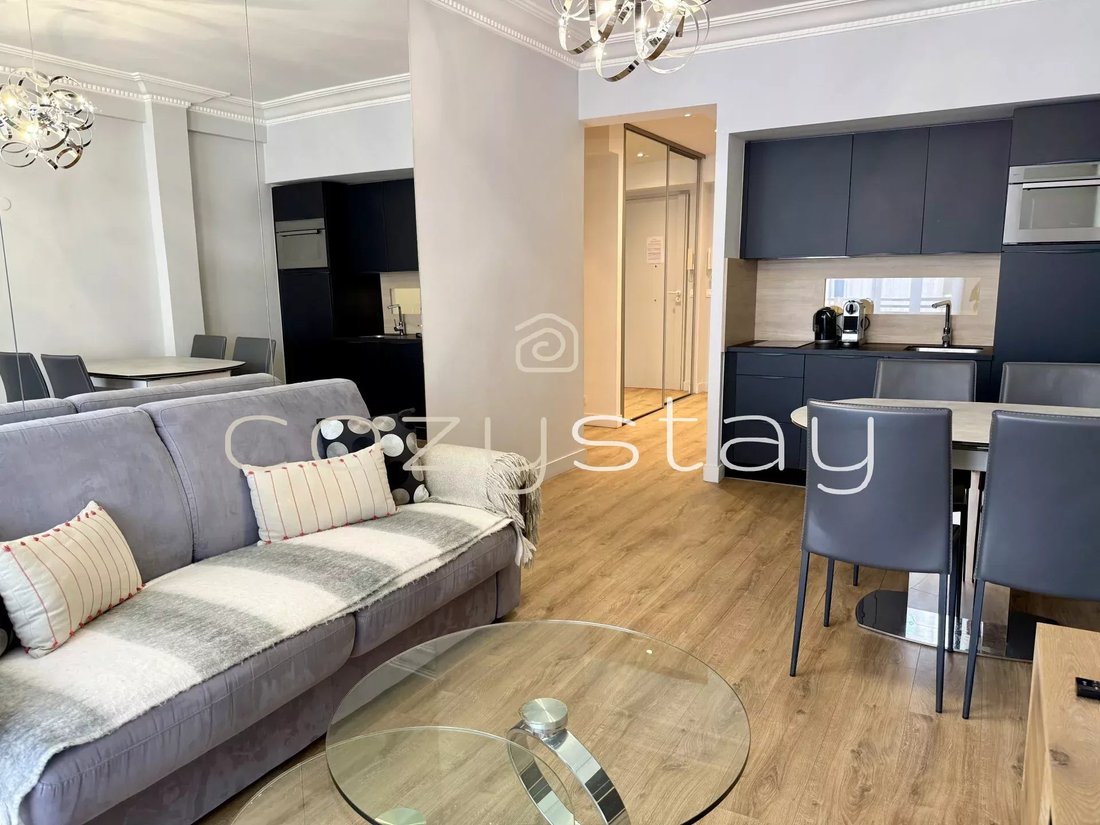 Apartment in Cannes, Provence-Alpes-Côte d'Azur, France 3 - 17727355