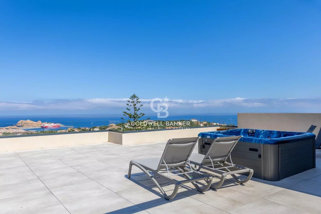 Apartment in L'Île-Rousse, Corsica, France 1 - 17780134