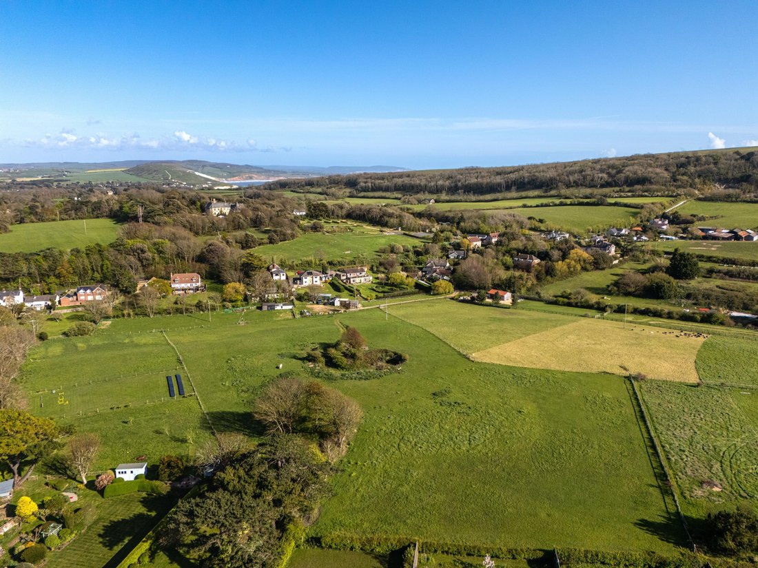 Haus in Totland Bay (Totland), Totland, England 1 - 17779657
