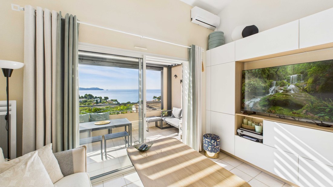Apartment in Centre Ville, Carqueiranne, France 3 - 16313359