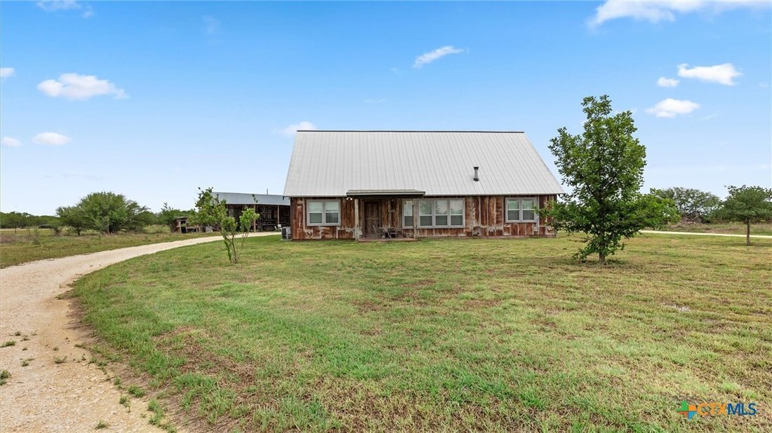 House in Seguin, Texas, United States 1 - 17782888